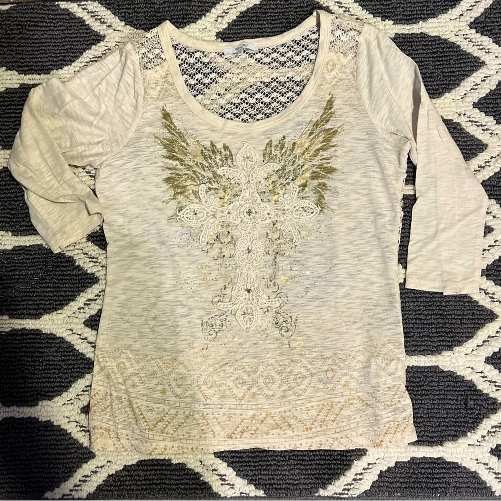 COPY - Miss Me shirt. Size L Excellent condition